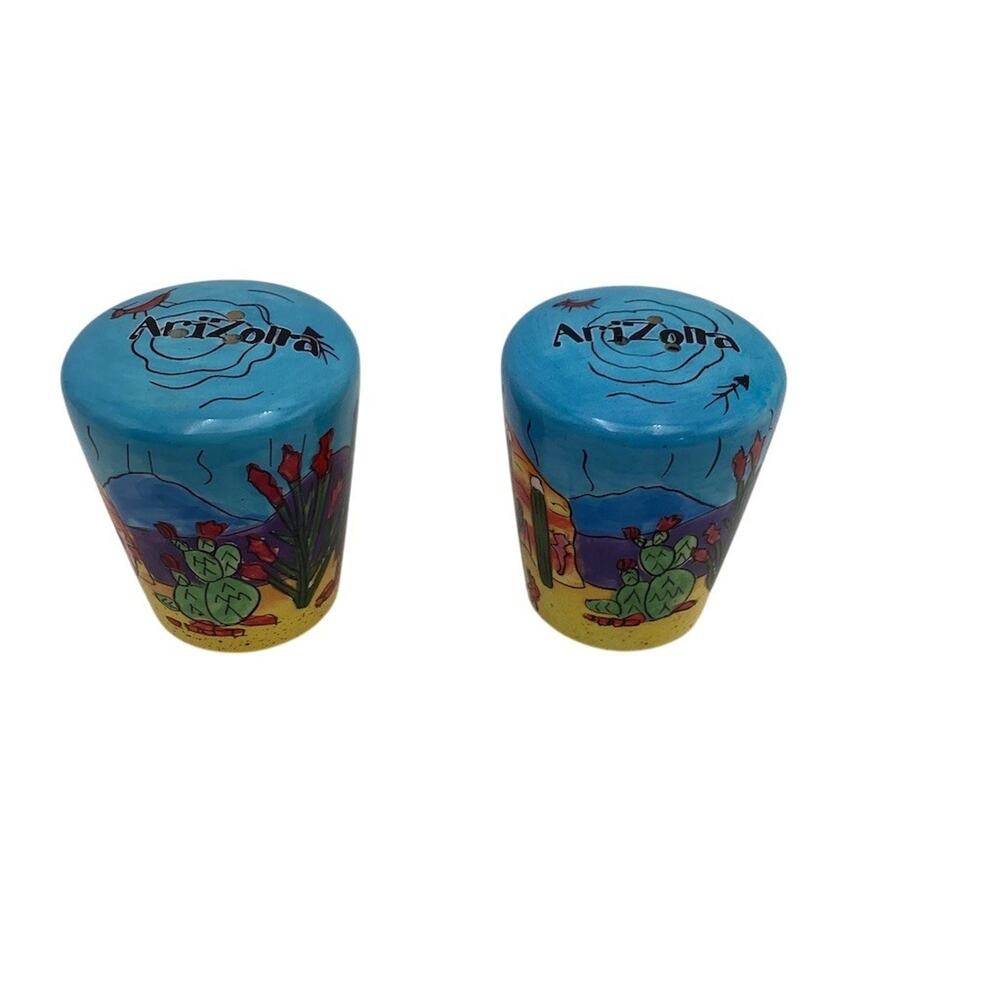 Arizona Souvenir Salt & Pepper Shaker Set Desert Cactus Scene 2 in Set